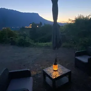 Appartement Au Calme Avec Vue Magnifique à Maximin, Saint-Maximin (Isere)